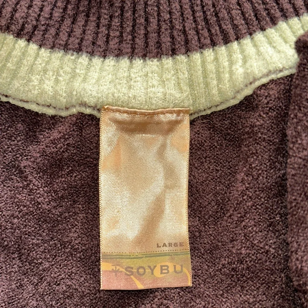Soybu sweater